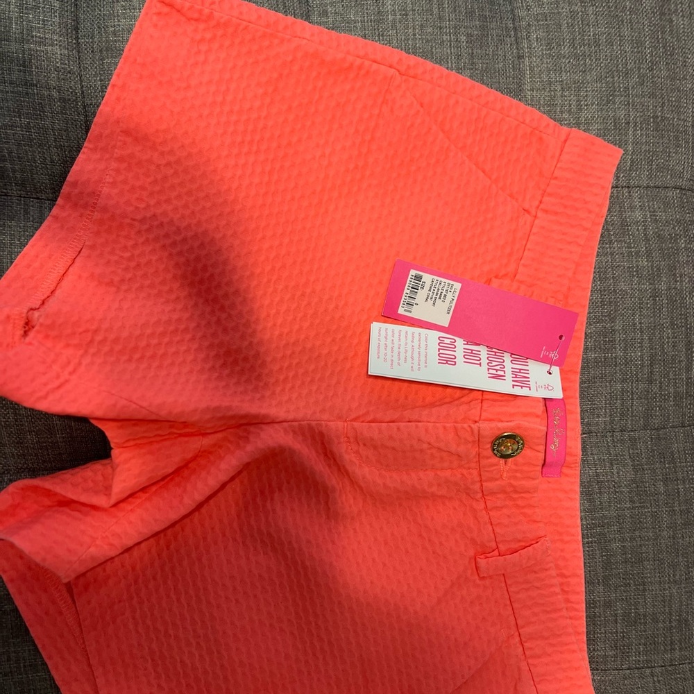 Lilly Pulitzer short